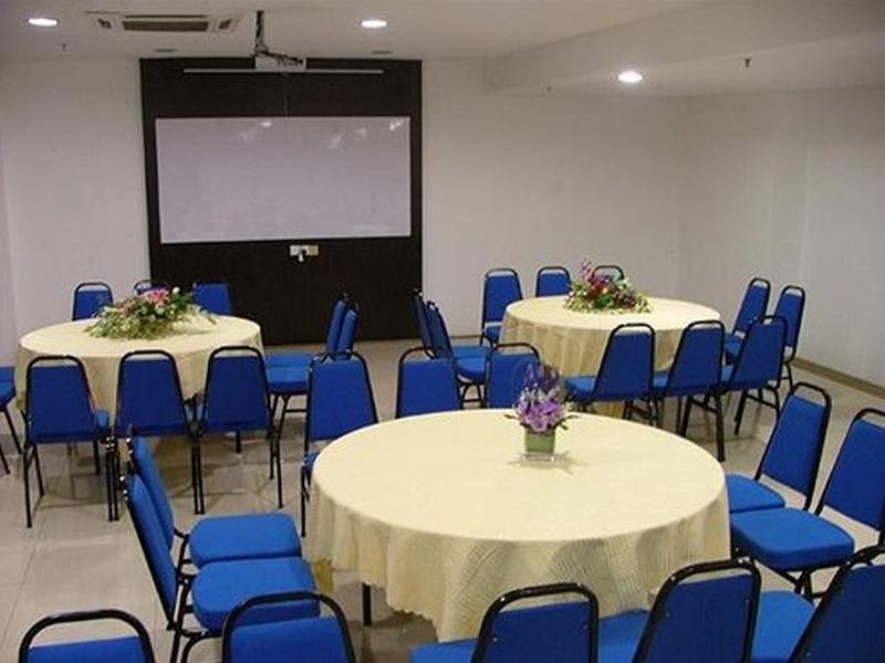Alora Hotel Penang ペナン エクステリア 写真